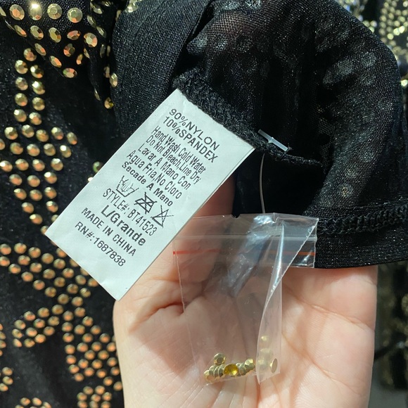 Two Piece Gold/Black Mesh Outfit - Picture 4 of 8